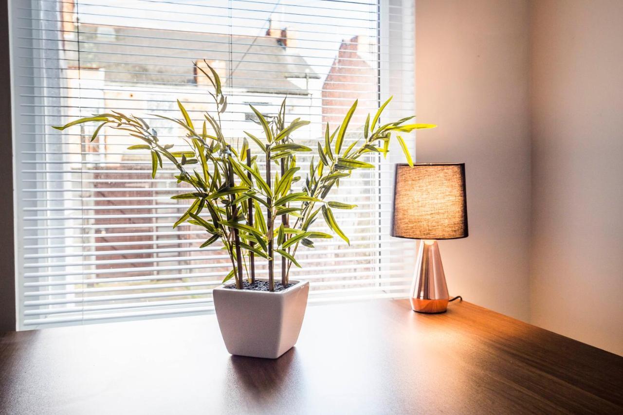 Spacious, Modern 4 Bed House Close To City Centre Chester Zewnętrze zdjęcie